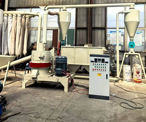 晨紅機械木粉機精準控制80-200目細度滿足特種行業生產需求